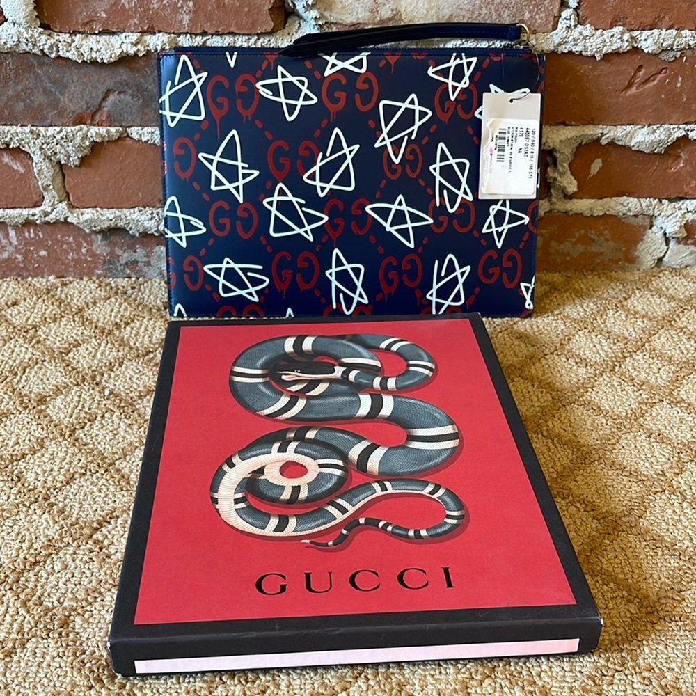 Gucci Ghost Graffiti Star Clutch